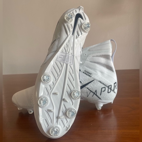 Men’s Nike Vapor Untouchable 3 Elite Flyknit Detachable (BV6699-100) - Picture 6 of 6